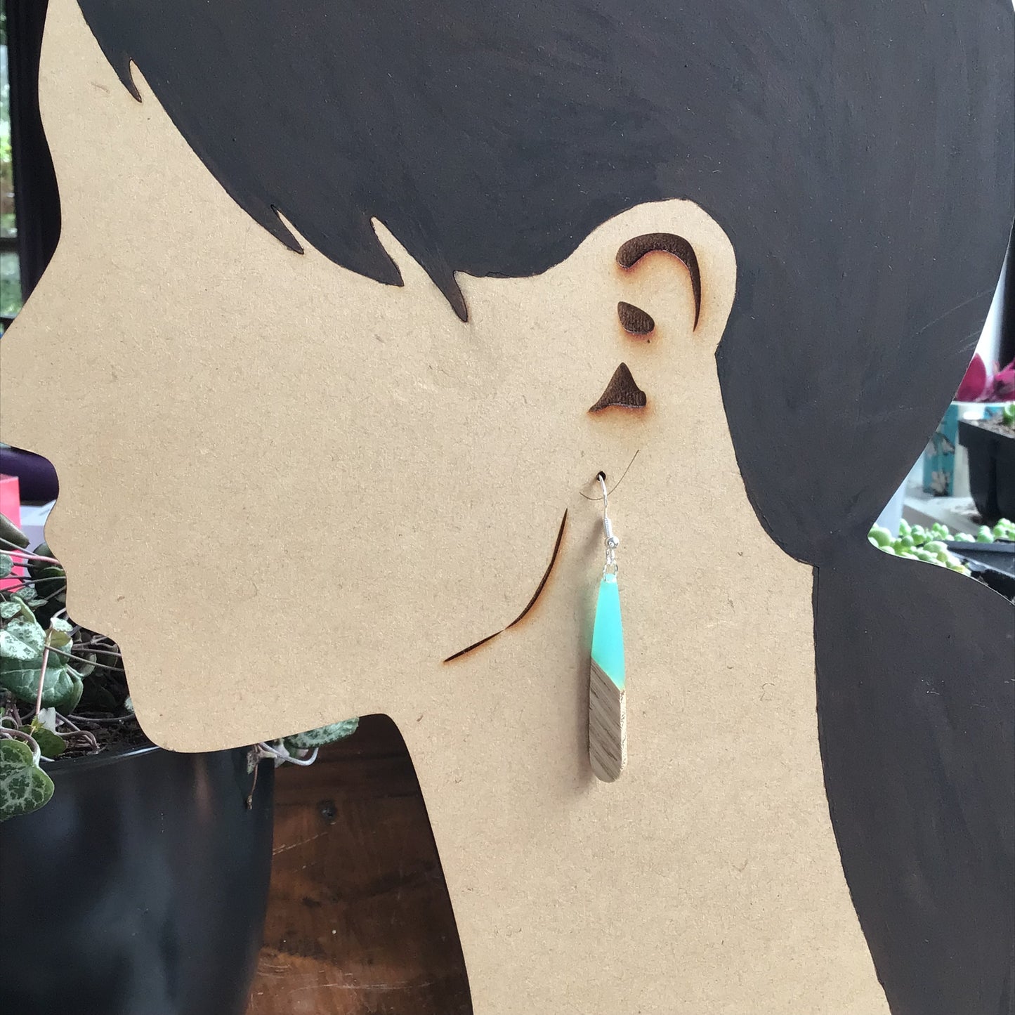 Slender tear drop - Sea Glass green