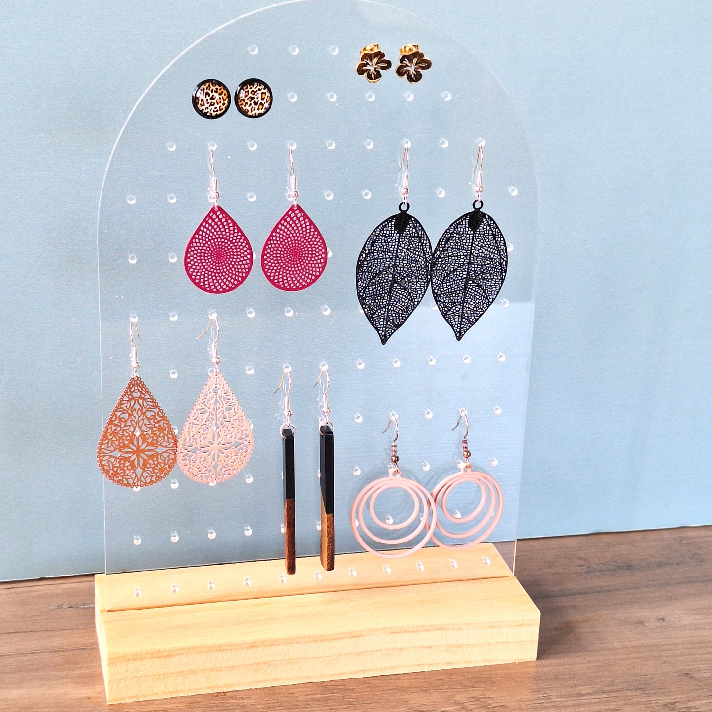 Small Arch Earring Stand